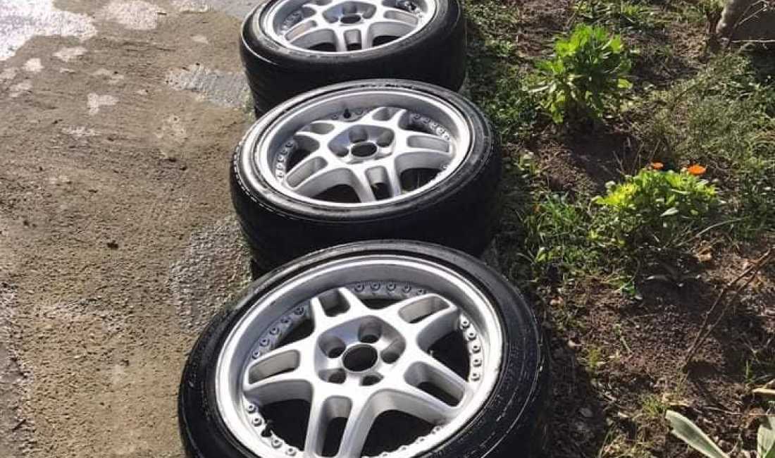 Shiten disqe 17 shume te mire me gjithe goma