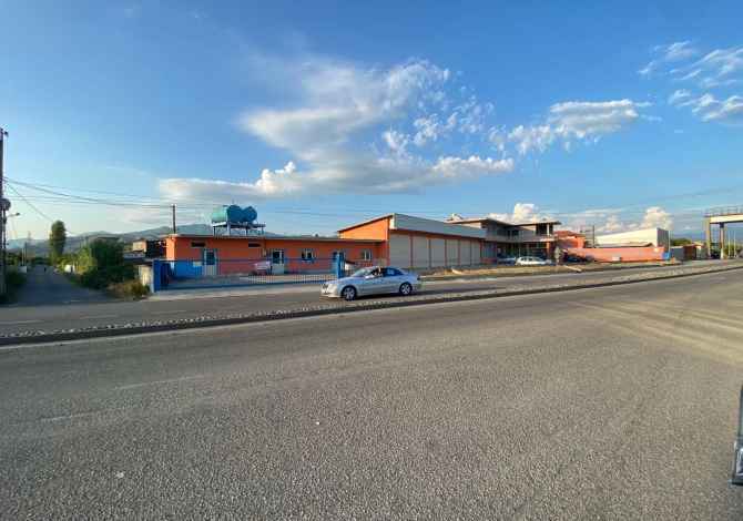 Ambiente Commerciale in Vendita a Elbasan - 600,000 Euro