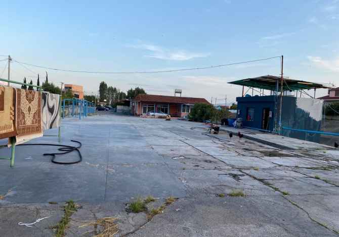 Ambiente Commerciale in Vendita a Elbasan - 150,000 Euro