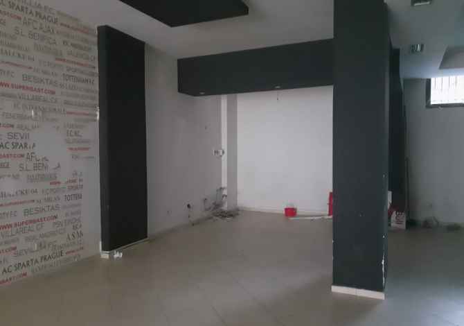 Ambiente Commerciale in Affitto a Tirana - 80,000 Leke