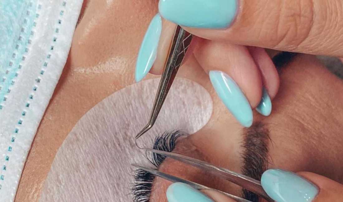 Shkolla TESS Albania nis Kursin Lashes Extension me 7 Shtator