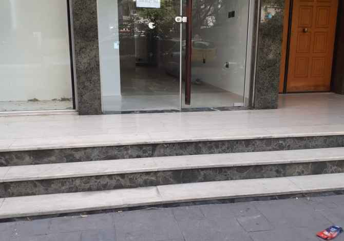 Ambiente Commerciale in Affitto 1+1 a Tirana - 500 Euro