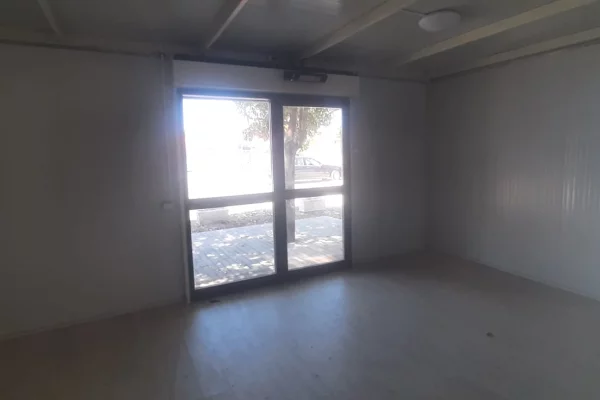 Shkoder, jepet me qera Ambjent per Dyqan ose Zyre ne rruge kryesore