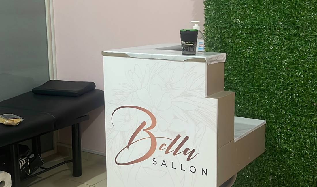 Dyqan me qera aktualisht parukeri i mobiluar