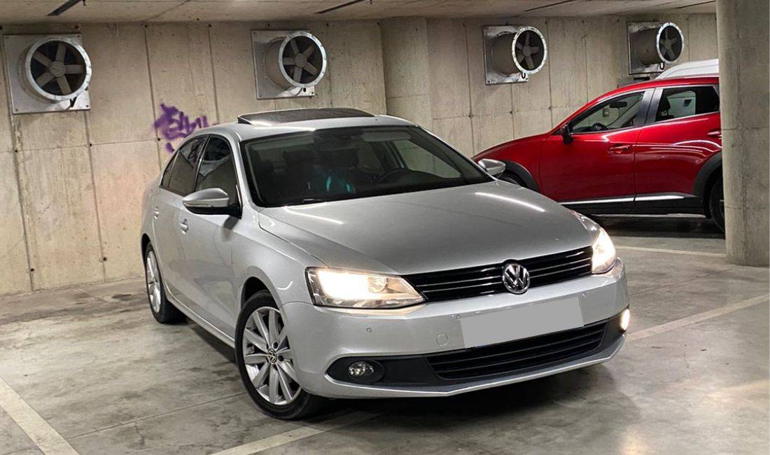 Jepet makine Volkswagen Jetta me qera ditore duke filluar nga 50 euro 