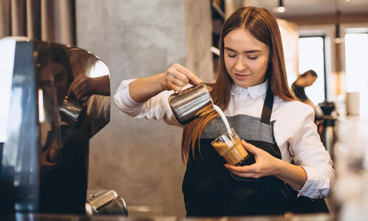 Njoftime Pune ne Tirane, Profesioni Banakiere , Fillestar/Pak eksperience, Pagesa Me Marreveshje.