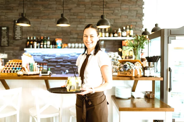 Njoftime Pune per Kamarier/e për turnin e parë ne Tirane