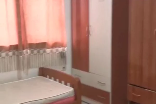 Shtepi me qera Apartament ne Tirane, 2+1, Mobilimi E mobiluar, Pagesa 45,000  Leke.