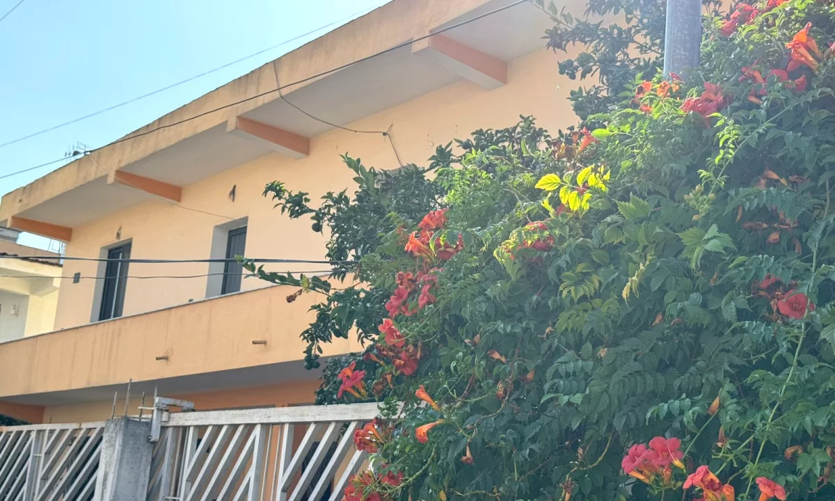 Shtepi me qera Apartament ne Tirane, 2+1, Mobilimi E mobiluar, Pagesa 45,000  Leke.