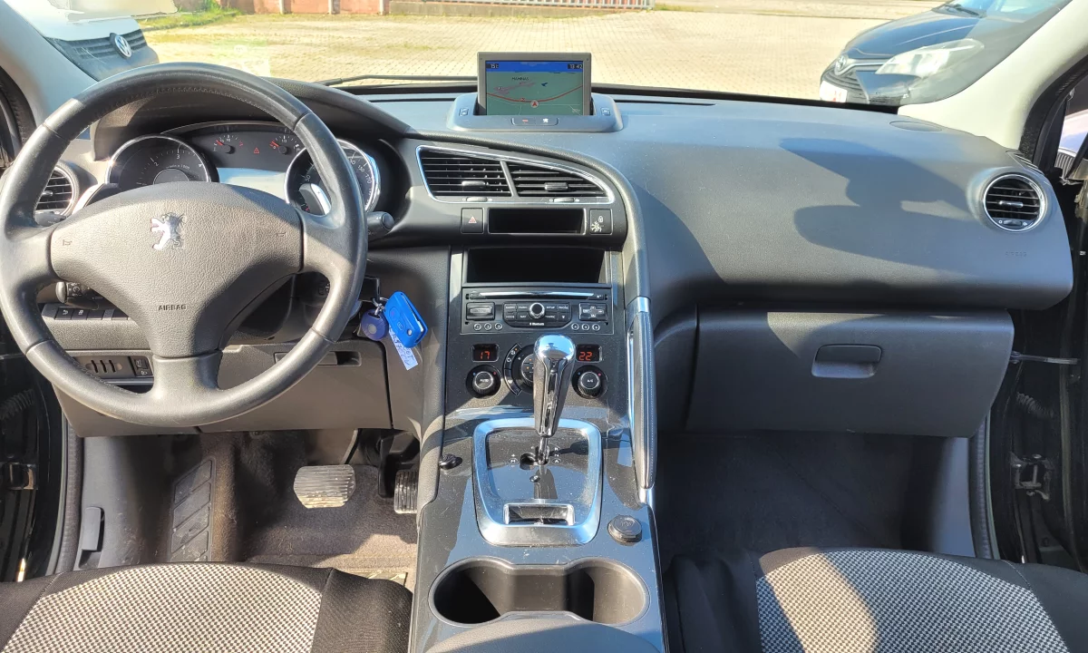 Auto in Vendita a Tirana, Peugeot, 2013 Diesel,Kambio Automatik Pagamento 4,500  Euro.