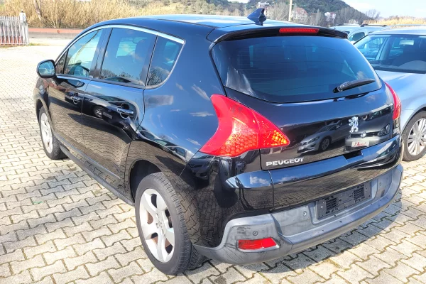Auto in Vendita a Tirana, Peugeot, 2013 Diesel,Kambio Automatik Pagamento 4,500  Euro.