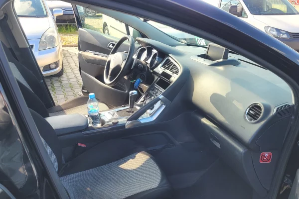 Auto in Vendita a Tirana, Peugeot, 2013 Diesel,Kambio Automatik Pagamento 4,500  Euro.