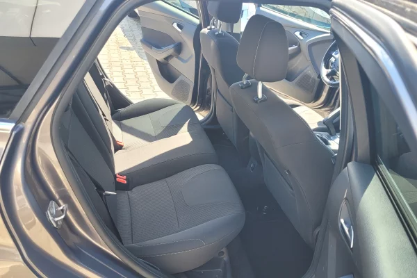 Makina ne shitje ne Tirane, Ford, 2014 Diesel,Kambio Manual Pagesa 3,800  Euro.
