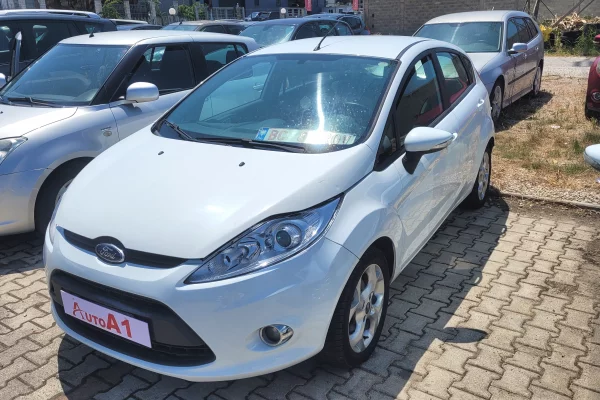 Cars for sale in Tirana - 3,700 Euro