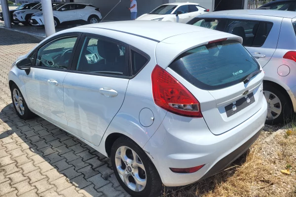 Cars for sale in Tirana, Peugeot, 2012 gasoline-gas,Kambio Automatik Payment 3,700  Euro.