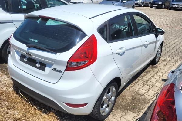 Cars for sale in Tirana, Peugeot, 2012 gasoline-gas,Kambio Automatik Payment 3,700  Euro.