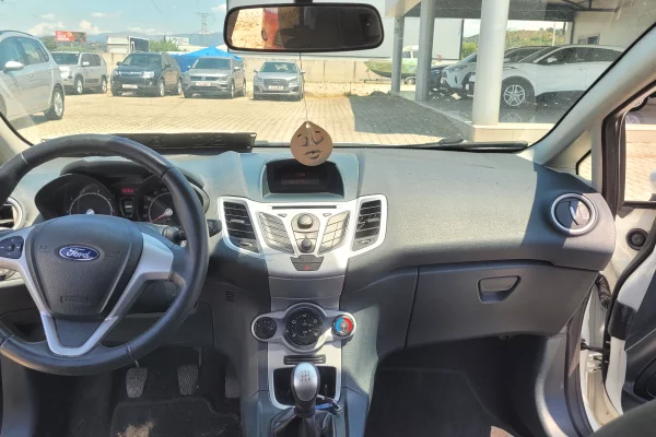 Cars for sale in Tirana, Peugeot, 2012 gasoline-gas,Kambio Automatik Payment 3,700  Euro.