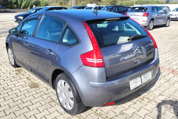 Cars for sale in Tirana, Citroen, 2010 gasoline-gas,Kambio Manual Payment 1,800  Euro.