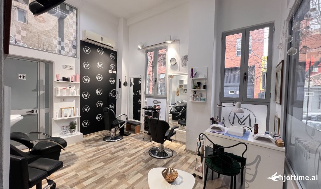 Shitet biznesi parukeri - thonj prane Myslym Shyrit