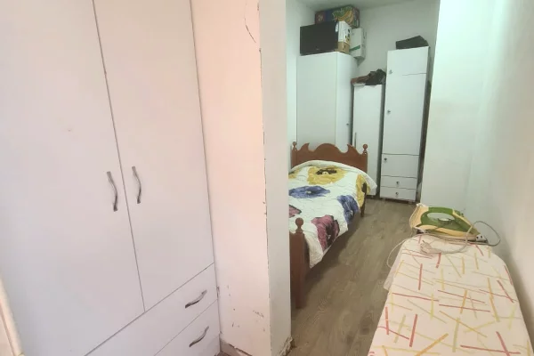 Shtepi me qera Apartament ne Tirane, 1+1, Mobilimi E mobiluar, Pagesa 360  Euro.