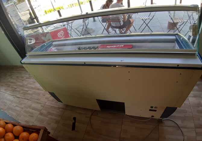 Pajisje biznesi ne shitje ne Tirane - 1,500 Euro