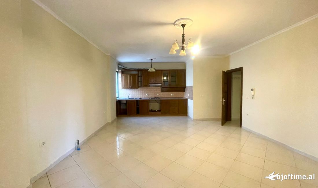 AMBIENT PER ZYRA TE SELVIA