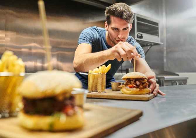 Njoftime Pune ne Tirane, Profesioni Picier dhe Fast Food-ier , , Pagesa Me Marreveshje.