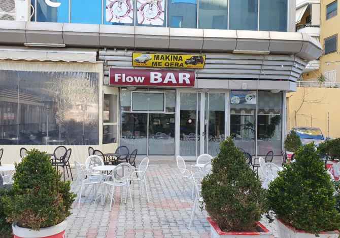 Shitet Lokali Ne Qender Te Vlores.