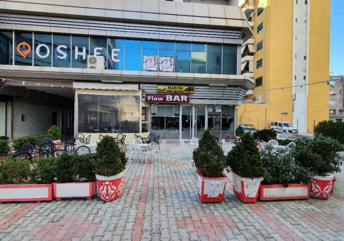 Shitet Lokali Ne Qender Te Vlores.