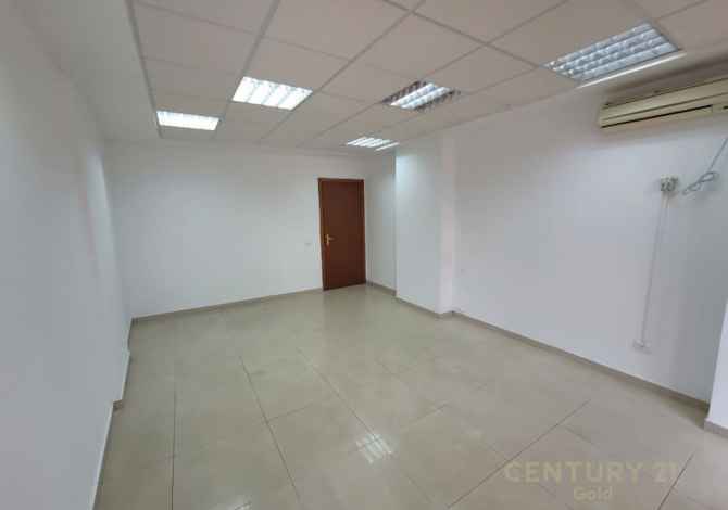 Business Property for Rent 3+1 in Tirana - 180 Euro