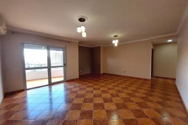 Shtepi ne shitje 2+1 ne Vlore - 180,000 Euro