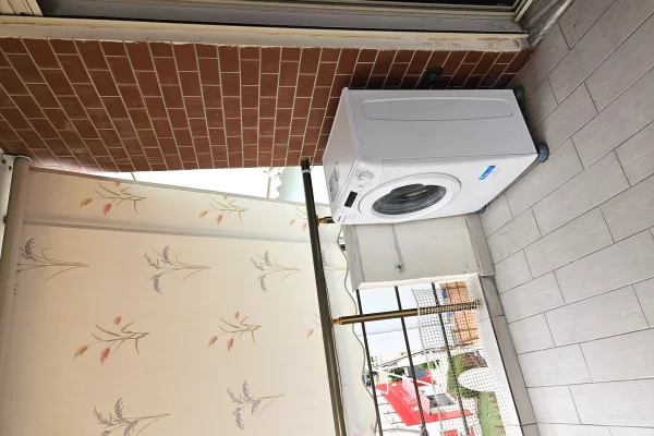 Shtepi me qera Apartament ne Tirane, 1+1, Mobilimi E mobiluar, Pagesa 550  Euro.