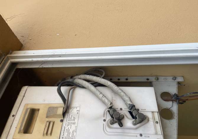 Pajisje biznesi ne shitje ne Tirane - 20,000 Leke