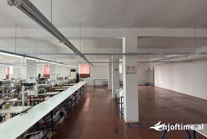 Fier, Shitet Godine Kapanoni Industrial 2-kate, Pran QTU