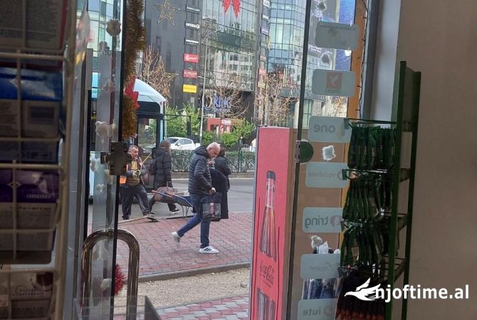 Attivita commerciale in vendita a Tirana - 15,000 Euro