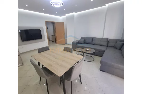 Shtepi me qera Apartament ne Tirane, 2+1, Mobilimi E mobiluar, Pagesa 58,000  Leke.