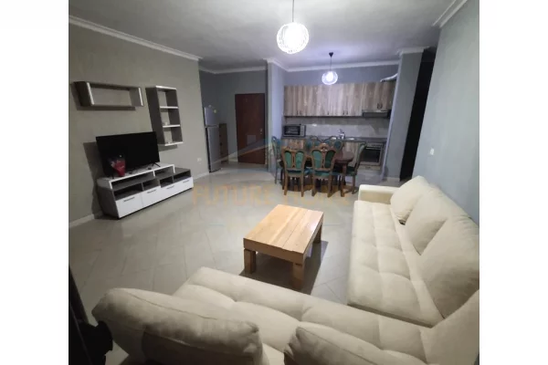 Shtepi me qera Apartament ne Tirane, 2+1, Mobilimi E mobiluar, Pagesa 49,000  Leke.