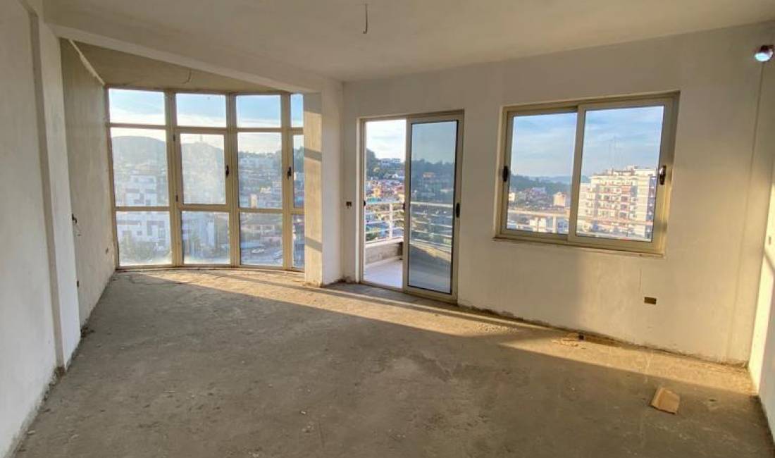 Apartment for sale in Tirana 2+1, Emty