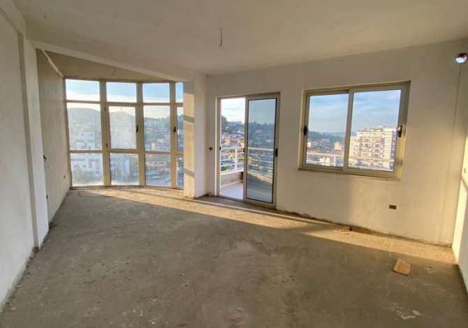 APARTAMENT 2+1 NE SHITJE NE YZBERISHT