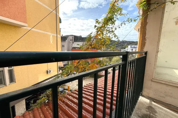 Ambient biznesi ne shitje ne Tirane - 145,000 Euro