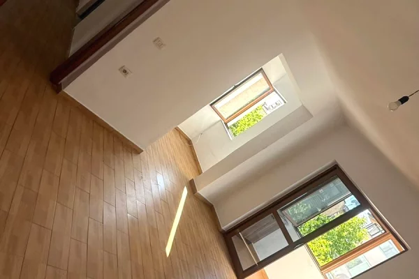 Shtepi me qera Apartament ne Tirane, 1+1, Mobilimi Bosh, pa mobiluar, Pagesa 40,000  Leke.