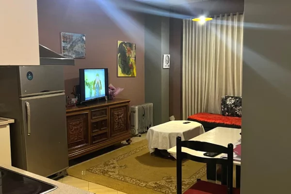 Shtepi ne shitje 2+1 ne Tirane - 12,000,000 Leke