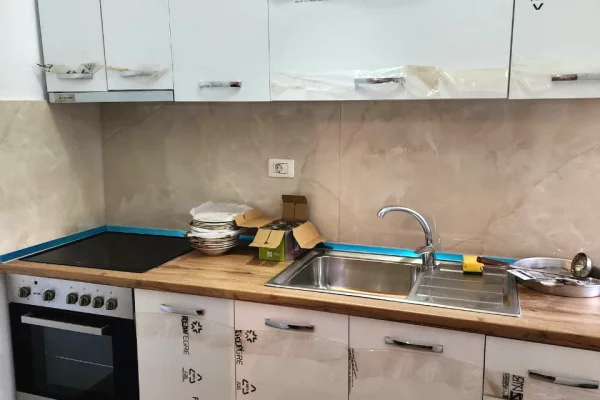 Shtepi ne shitje 1+1 ne Tirane - 12,000,000 Leke