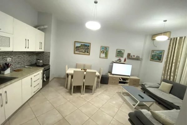 Casa in vendita 2+1 a Tirana - 13,500,000 Leke