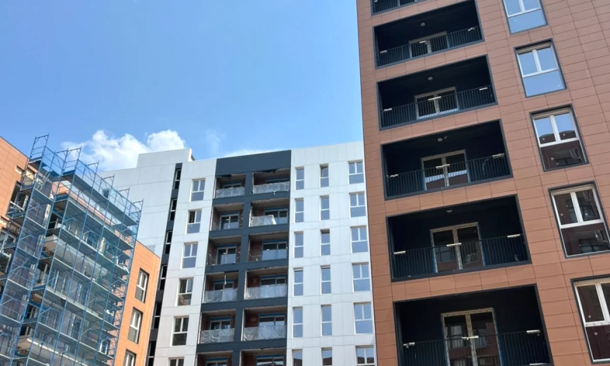 Appartamento in vendita a Tirana 3+1, Vuoto
