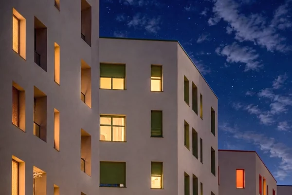 Shtepi ne shitje Apartament ne Tirane, 1+1, Mobilimi Bosh, pa mobiluar, Pagesa 8,500,000  Leke.