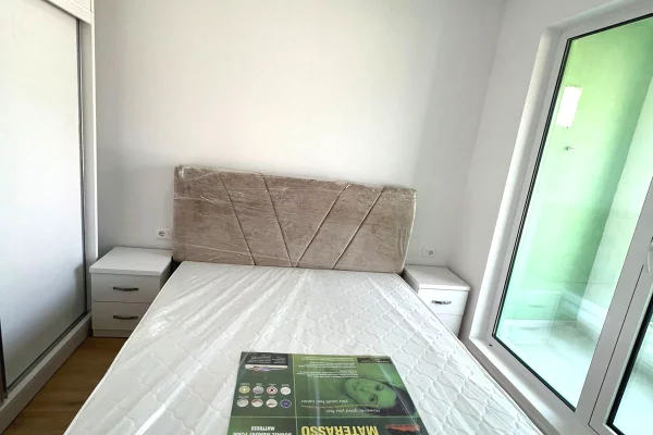 Shtepi me qera Apartament ne Tirane, 1+1, Mobilimi E mobiluar, Pagesa 40,000  Leke.