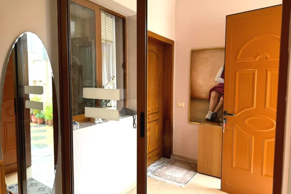 Shtepi ne shitje Shtepi Private ne Tirane, 4+1, Mobilimi E mobiluar, Pagesa 165,000  Euro.