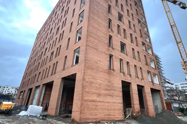 Ap 1+1 ne shitje ne Astir