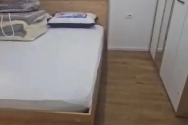 Appartamento in affitto a Tirana 1+1, Arredato